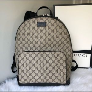 Authentic ✅ Gucci Supreme Backpack Like New.